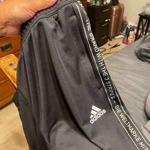 Men’s XL Adidas Tiro pant